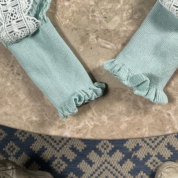 Zara Sheer Mint Green Turtleneck with Lace trim on Sleeves Size Small - Picture 3 of 7